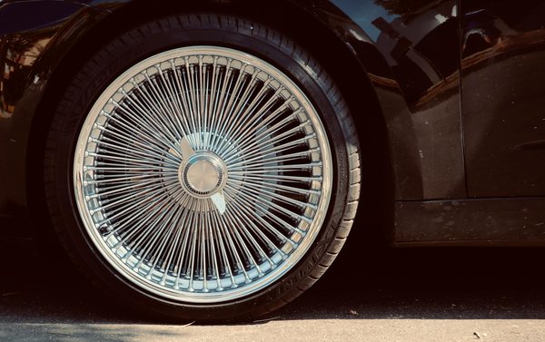 Comment entretenir les pneus de votre voiture pour optimiser leur durée de vie